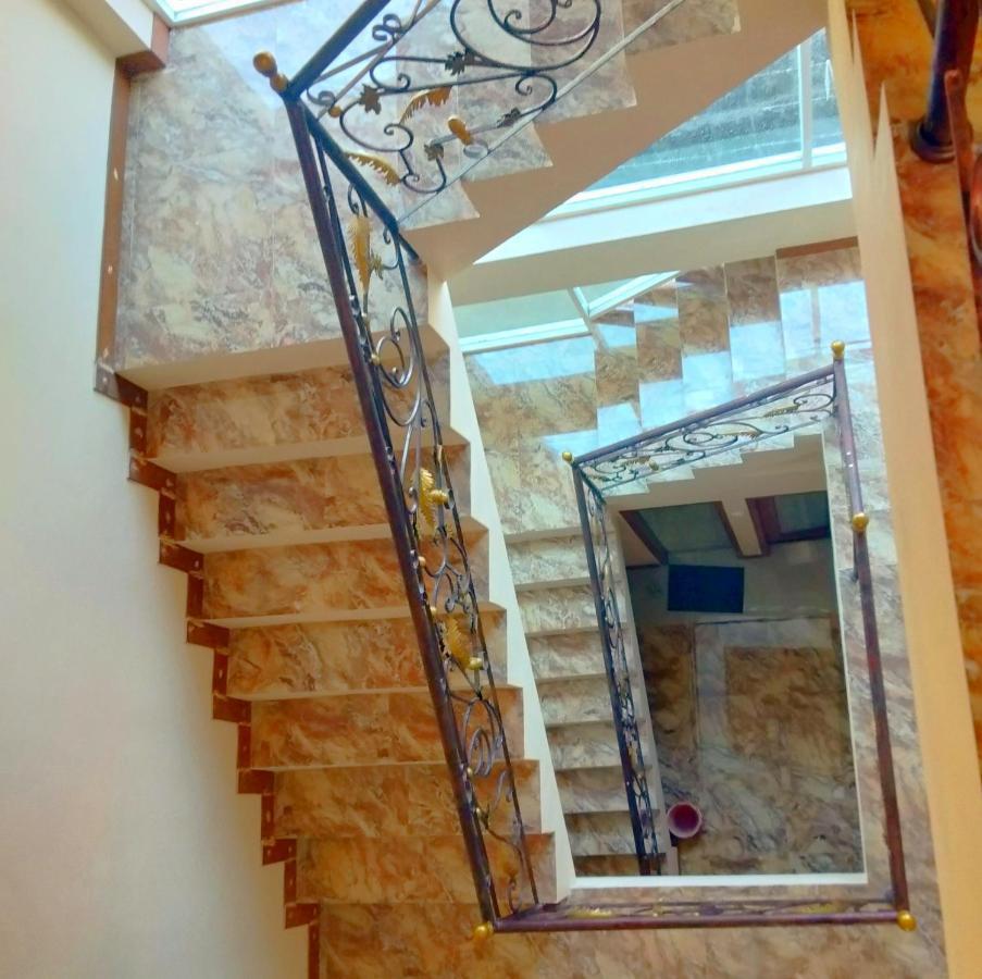 בניוואנגי Bluefire Homestay Syariah מראה חיצוני תמונה