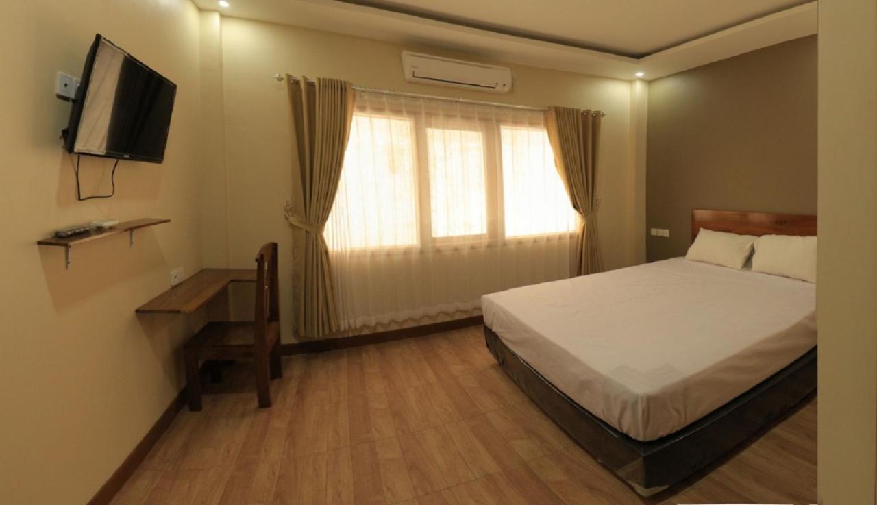 בניוואנגי Bluefire Homestay Syariah מראה חיצוני תמונה