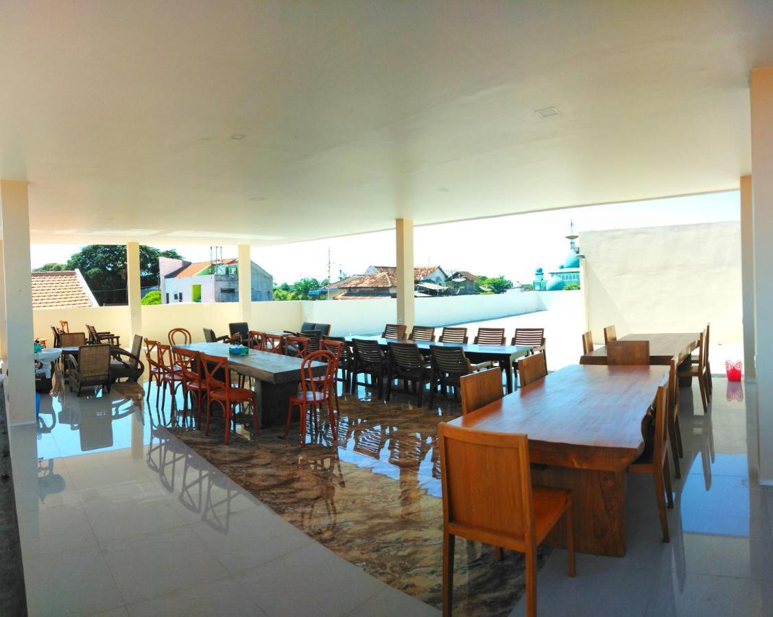 בניוואנגי Bluefire Homestay Syariah מראה חיצוני תמונה