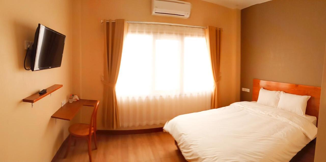 בניוואנגי Bluefire Homestay Syariah מראה חיצוני תמונה