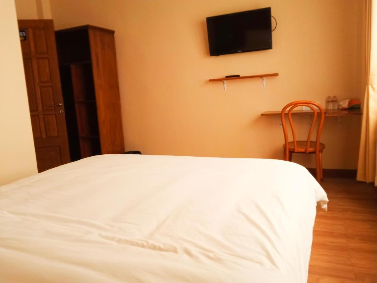 בניוואנגי Bluefire Homestay Syariah מראה חיצוני תמונה
